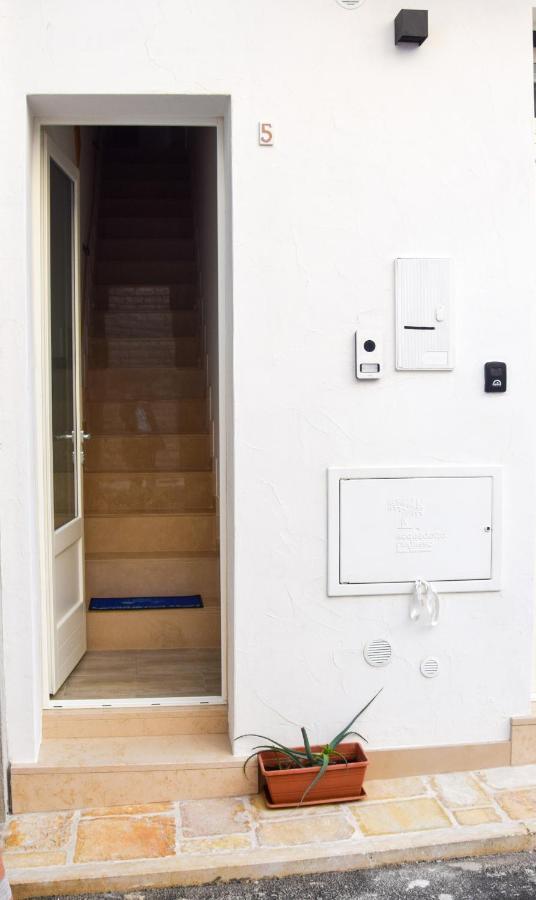Casa Rodolovich Locazione Breve Apartment Polignano a Mare Luaran gambar